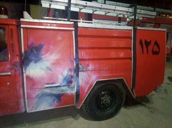 حمله با نارنجک دستی به خودروهای آتش‌نشانی