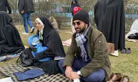 جهرمی و خانواده‌اش در نماز جمعه تهران