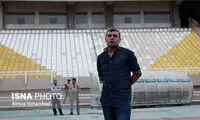 ویسی: برخی تیم‌ها هواپیمای اختصاصی دارند، اما ما زیر درخت لباس عوض می‌کنیم