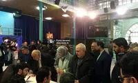 ظریف به همراه همسرش رای داد