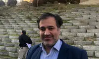 آزادی یکی از امضاکنندگان بیانیه معروف ۷۷ نفر