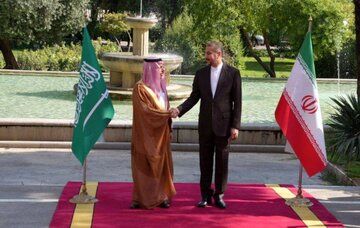 تیتر عجیب کیهان درباره برقراری رابطه ایران و عربستان
