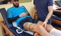 دژاگه زیر نظر فیزیوتراپ تیم ملی فوتبال در لندن