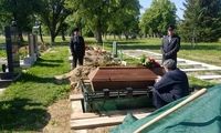 پیکر مهدی اخوان لنگرودی به خاک سپرده شد