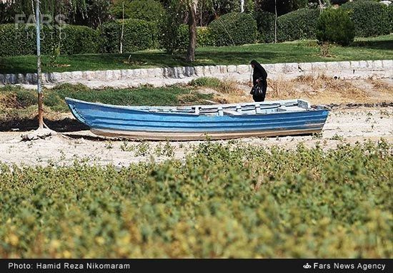 عکس: «زاینده رود» خشک شد!