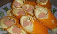 طرز تهیه رولت نان با سوسیس