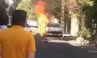 یک خودروی پژو ۲۰۶ در حریق خیابان پیروزی سوخت