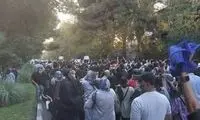 تصاویری که از شعار  «زن، زندگی، آزادی» منتشر شد 