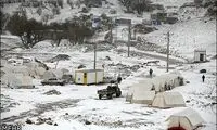 تصاویر: برف مناطق زلزله زده را محاصره کرد