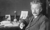 نامه اینشتین با معادله معروف E=mc۲ حراج شد