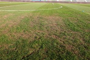 وضعیت افتضاح چمن شهرقدس در آستانه بازی پرسپولیس