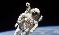 نخستین فضانورد معلق در فضا درگذشت
