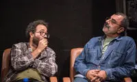 در این تئاتر با دو تا آدم با حال طرف هستید!