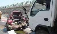 له شدن پراید در تصادف با کامیونت