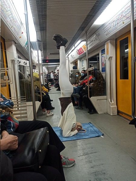 حرکت جنجالی در داخل واگن متروی تهران!