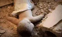 عکسی تکان دهنده از شهادت شیرخوار یمنی