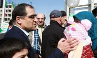 معاینه سرپایی توسط وزیر بهداشت در راهپیمایی