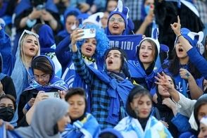 بانوی استقلالی: بازی مساوی می‌شود، ولی انشاالله ببازیم!