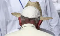 عکس: کلاه به کلاه پاپ و رائول کاسترو!