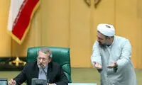 تشنج و درگیری در صحن مجلس +عکس