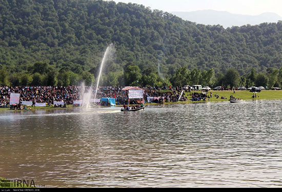 ششمین جشنواره توت فرنگی