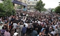 تصاویر: حاشیه های آخرین روز ثبت نام انتخابات