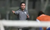 مربی استقلال شبانه اردوی این تیم را ترک کرد