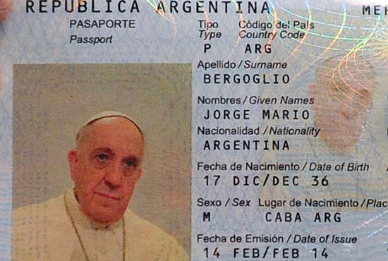 پاسپورت آرژانتینی «پاپ فرانسیس» +عکس