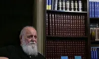 چهره‌ها در شبکه‌های اجتماعی؛ سلفی‌بازی مهناز و آقای مهندس گلزار!