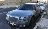 خودروی لوکس آمریکایی در تهران