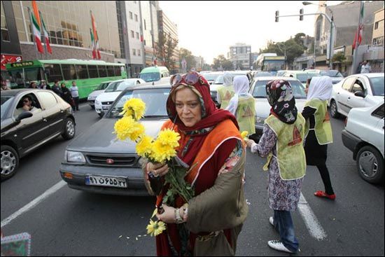 دستفروشی جالب هنرمندان ایرانی! +عکس