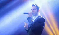 محسن یگانه به نمایشگاه میلاد می‌رود