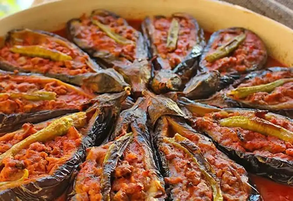 بادمجان را به این روش مجلسی برای مهمان‌ها سرو کنید