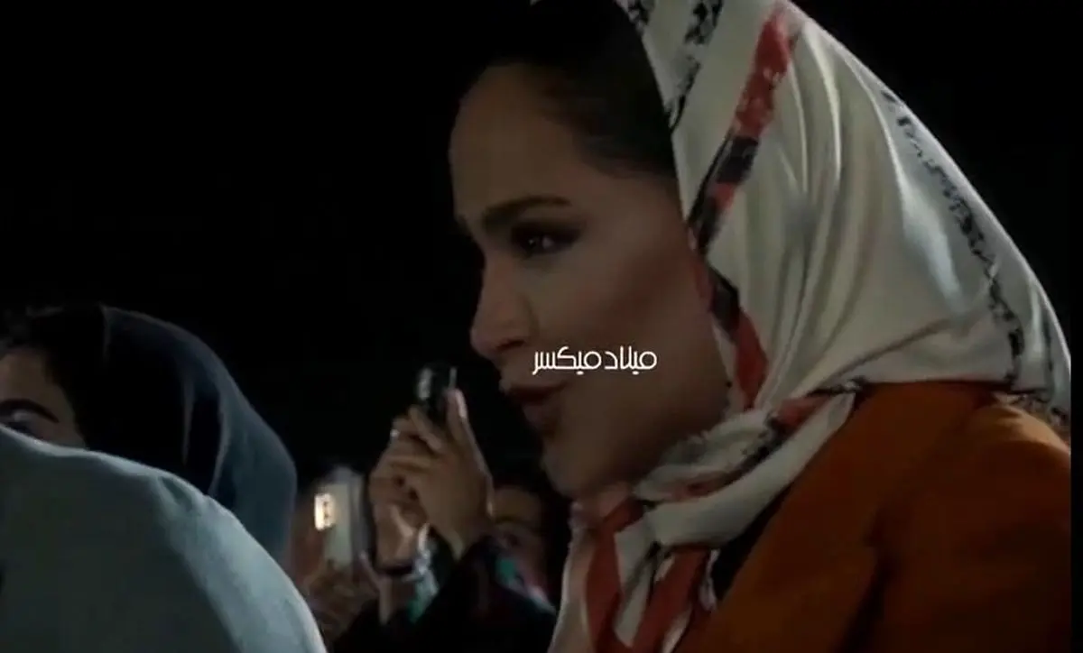 دلبری ستایش رجایی‌نیا از سینا مهراد در کنسرت