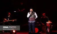 سورپرایز تماشاگران برای علی زندوکیلی
