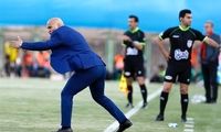 ژست‌های منصوریان در بازی با پرسپولیس