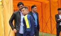 رحمتی با لباس شخصی تماشاگر استقلال و سپاهان
