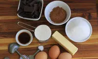 ساده‌ترین روش تهیه کیک براونی اینجاست!