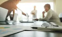 دود اعتراضات بنزینی در چشم کسب و کار مردم