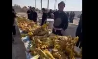 پذیرایی با کباب بره از زائران اربعین در عراق