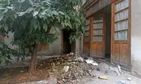 تخلیه خانه پدری نویسنده ایرانی از حضور معتادان