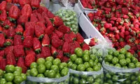 ترفند خنده‌دار یک میوه‌فروش برای کلاهبرداری