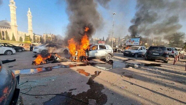 لحظه برخورد موشک به سمند صادراتی در حلب 